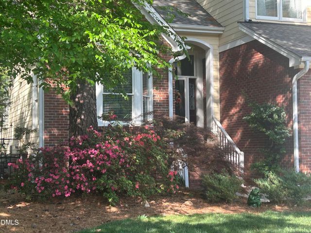 205 Fairwinds Drive, Cary, NC 27518