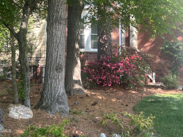 205 Fairwinds Drive, Cary, NC 27518