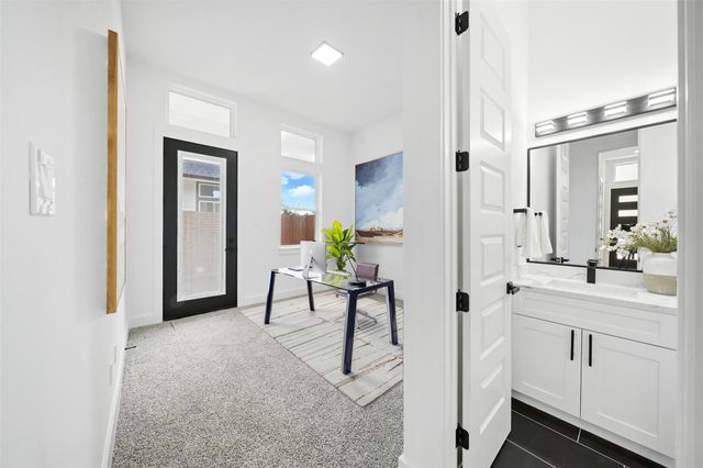 1913 Hoskins Drive D, Houston, TX 77080