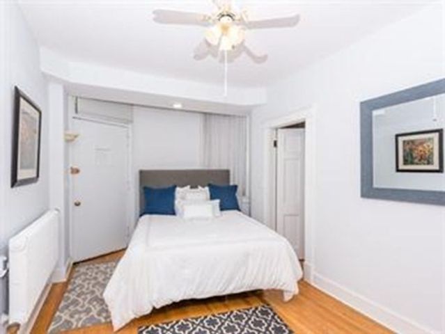 137 Marlborough St 1, Boston, MA 02116