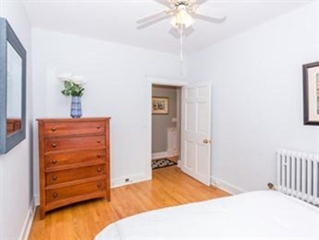 137 Marlborough St 1, Boston, MA 02116