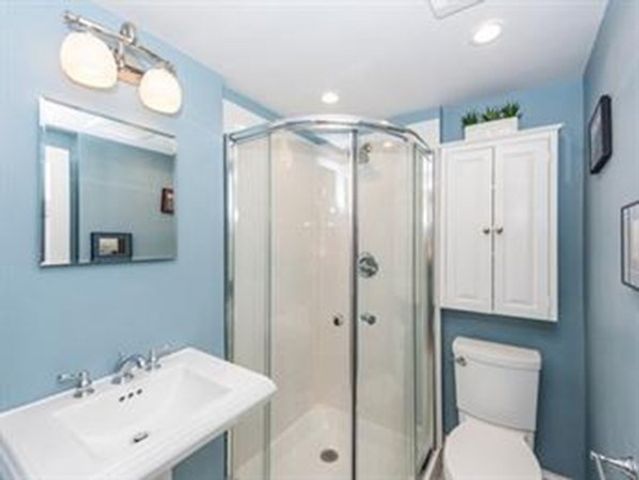 137 Marlborough St 1, Boston, MA 02116