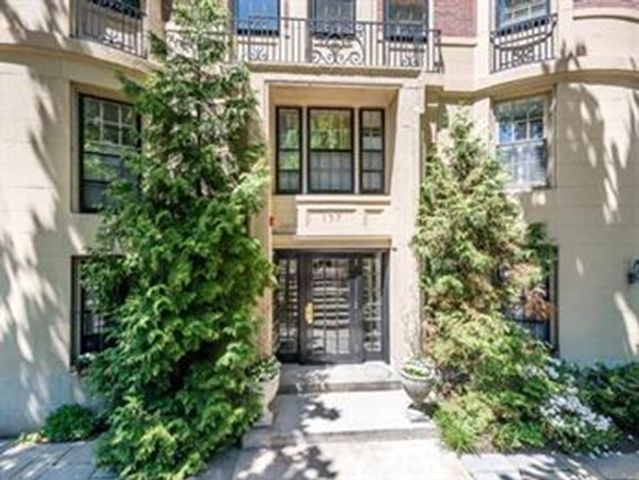 137 Marlborough St 1, Boston, MA 02116