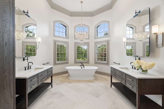 1008 Monroe Ln, Brentwood, TN 37027