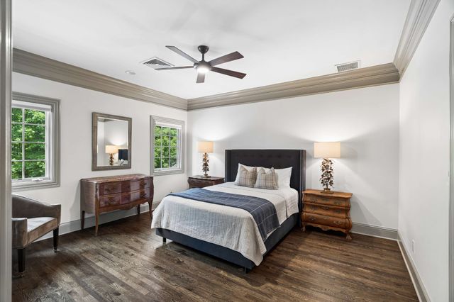 1008 Monroe Ln, Brentwood, TN 37027