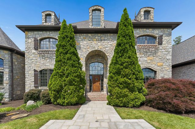 1008 Monroe Ln, Brentwood, TN 37027