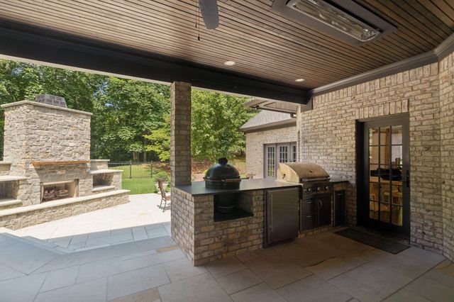 1008 Monroe Ln, Brentwood, TN 37027