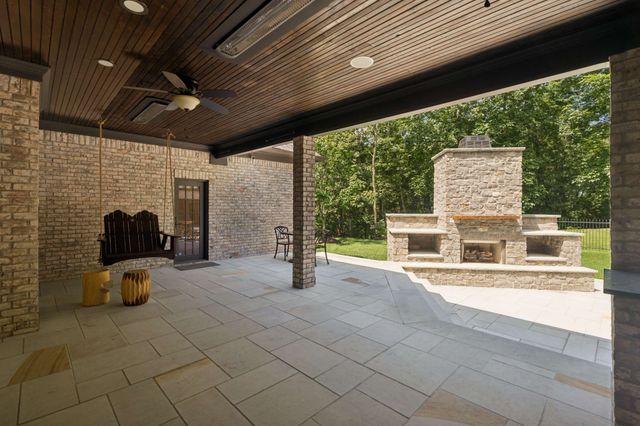1008 Monroe Ln, Brentwood, TN 37027