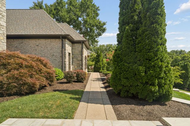 1008 Monroe Ln, Brentwood, TN 37027