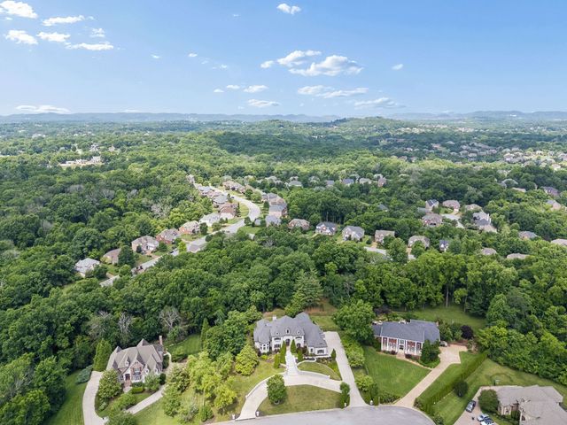 1008 Monroe Ln, Brentwood, TN 37027