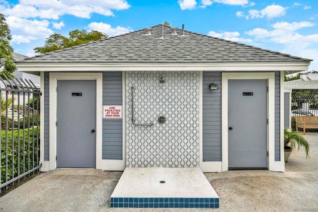 350 Windjammer Cir, Chula Vista, CA 91910