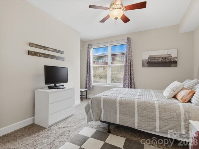 1315 East Boulevard 423, Charlotte, NC 28203