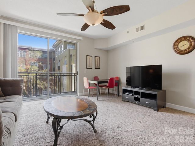 1315 East Boulevard 423, Charlotte, NC 28203