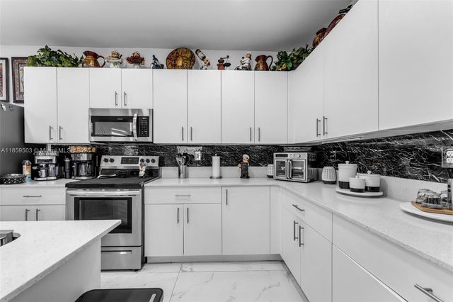 16916 SW 291st St, Homestead, FL 33030