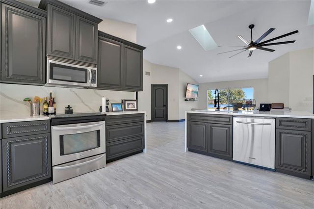 13900 GADSON STREET, Groveland, FL 34736