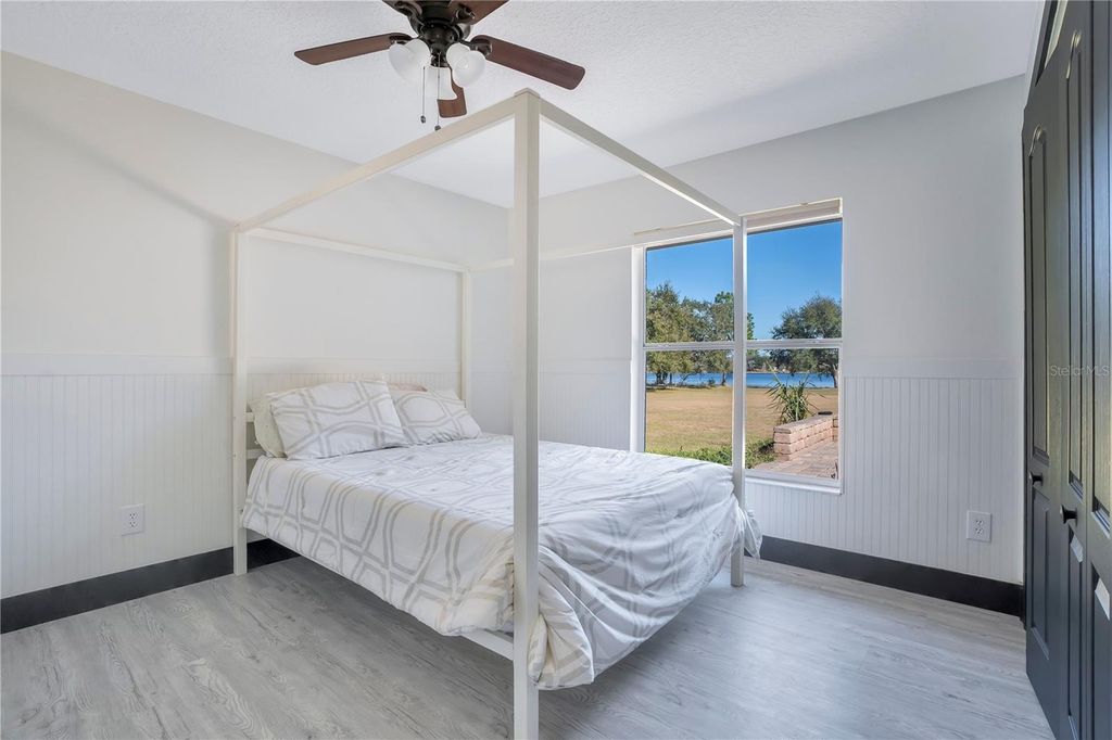 Image 27 of property listing at 13900 GADSON STREET, Groveland, FL 34736