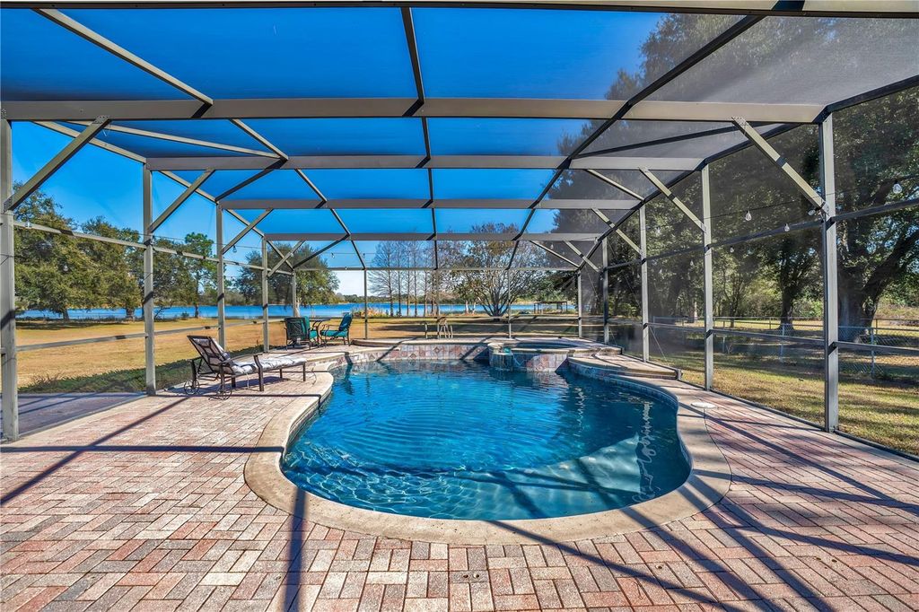 Image 32 of property listing at 13900 GADSON STREET, Groveland, FL 34736