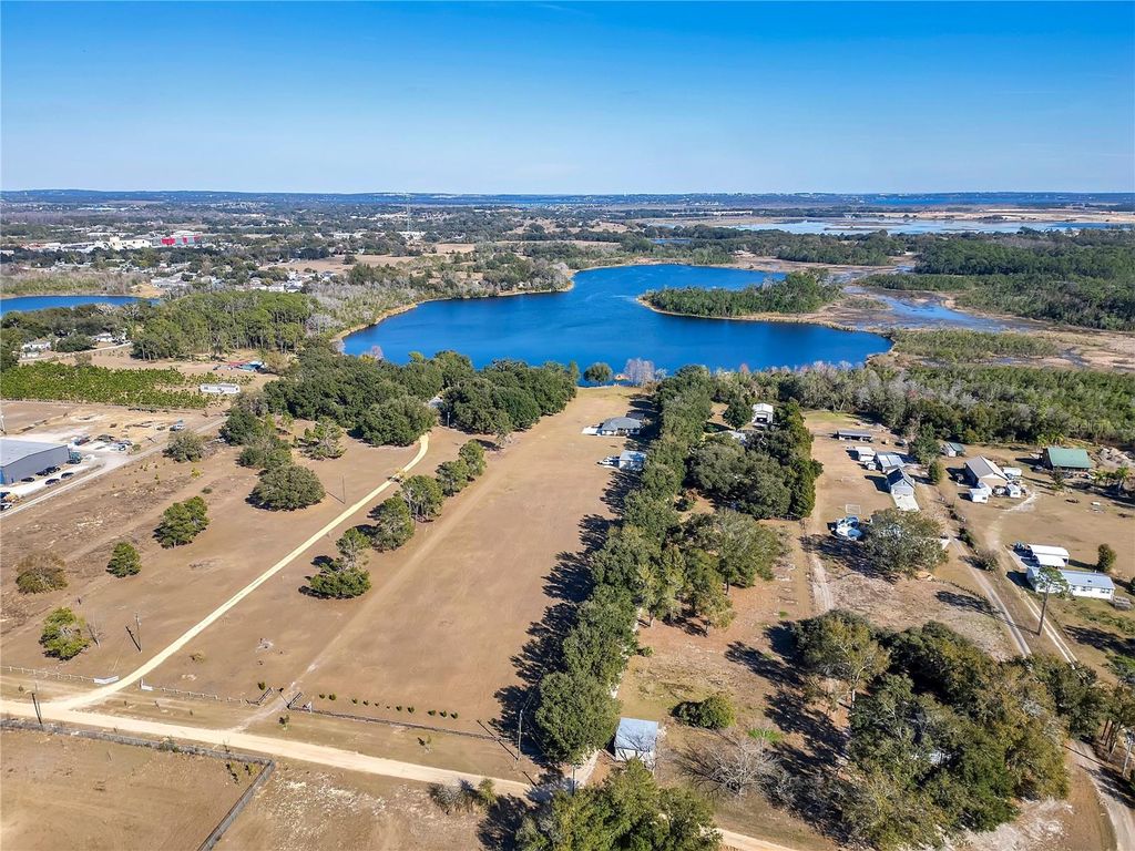 Image 58 of property listing at 13900 GADSON STREET, Groveland, FL 34736