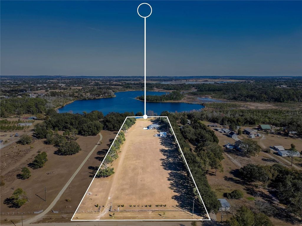 Image 69 of property listing at 13900 GADSON STREET, Groveland, FL 34736