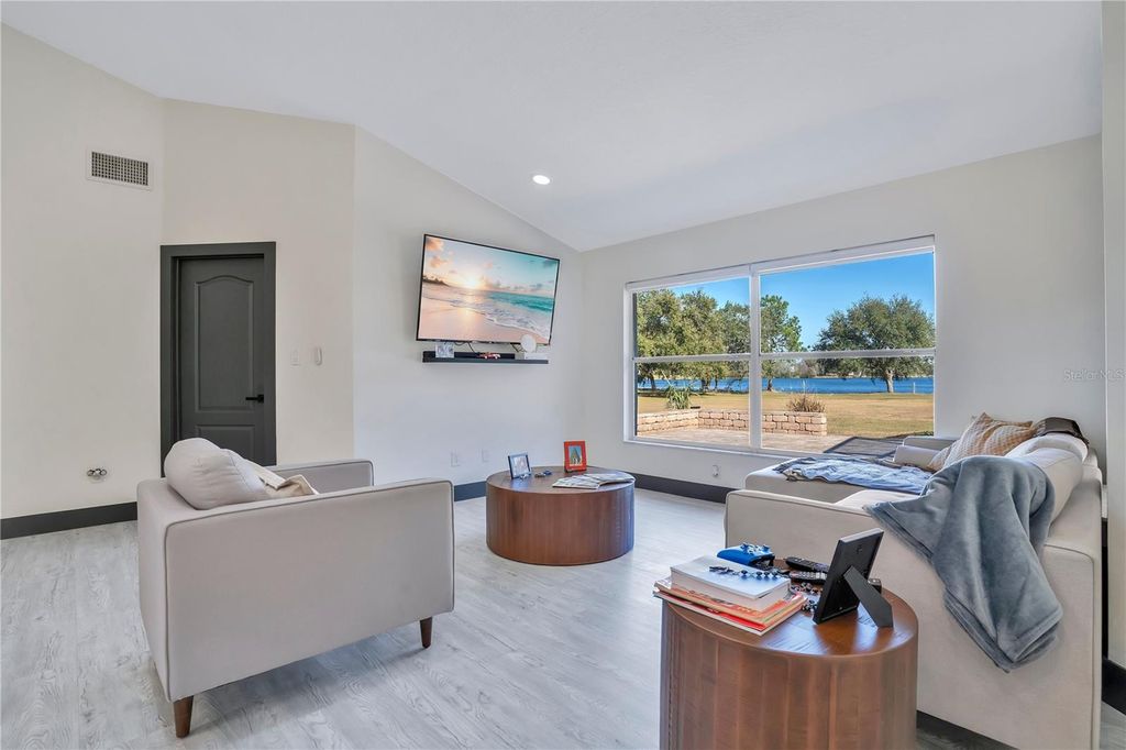 Image 8 of property listing at 13900 GADSON STREET, Groveland, FL 34736