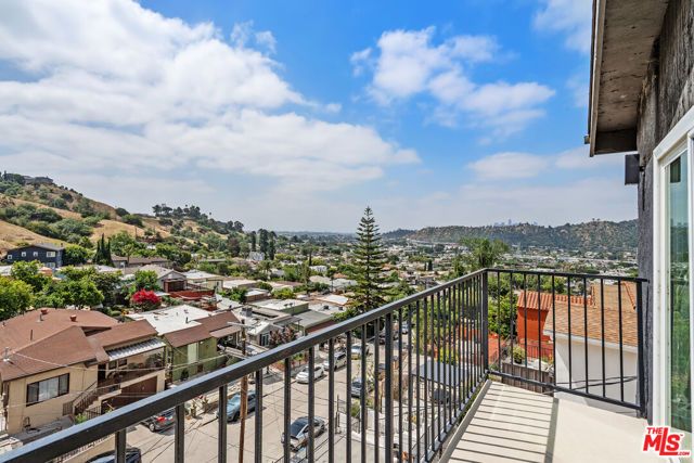 3627 Loosmore Street, Los Angeles, CA 90065