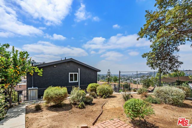3627 Loosmore Street, Los Angeles, CA 90065