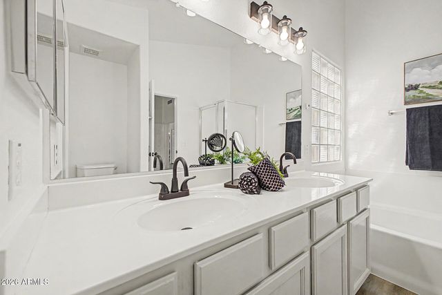 2466 S REVOLTA --, Mesa, AZ 85209