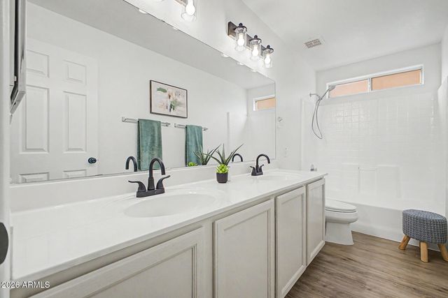 2466 S REVOLTA --, Mesa, AZ 85209