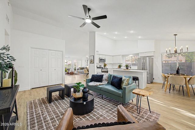2466 S REVOLTA --, Mesa, AZ 85209