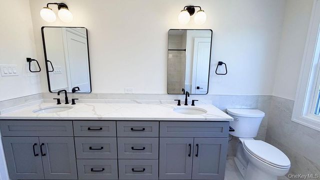 3421 Hawthorne Drive N, Wantagh, NY 11793