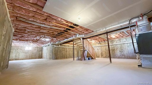 3421 Hawthorne Drive N, Wantagh, NY 11793