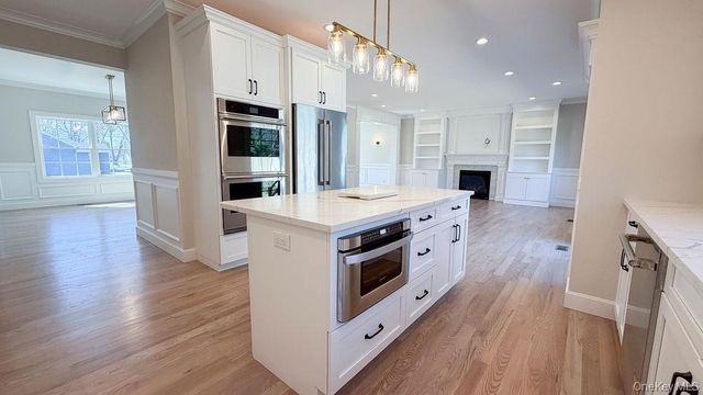 3421 Hawthorne Drive N, Wantagh, NY 11793
