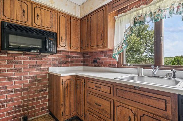 2324 3RD STREET, South Huntingdon, PA 15695