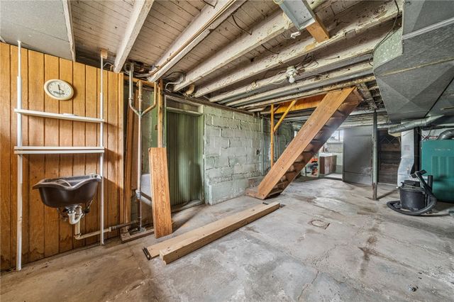 2324 3RD STREET, South Huntingdon, PA 15695