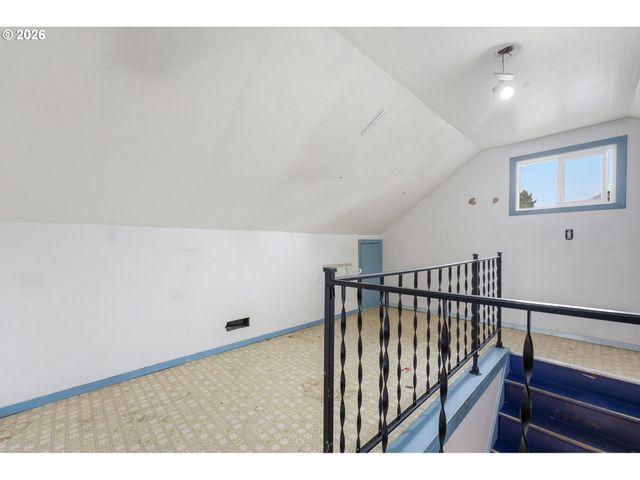 1415 N RUSSET St, Portland, OR 97217