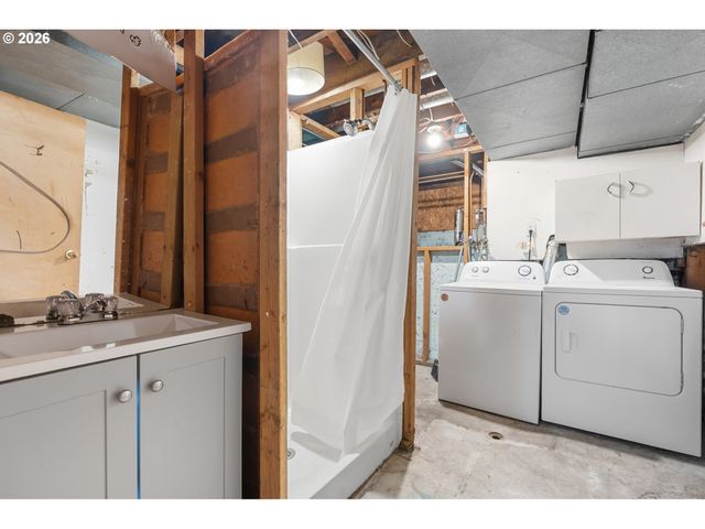 1415 N RUSSET St, Portland, OR 97217