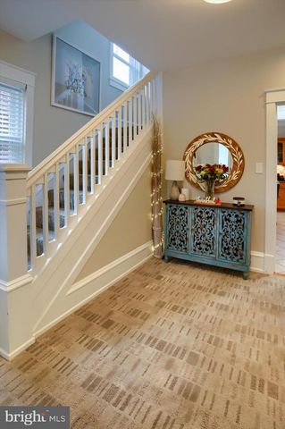 310 W CARACAS AVE, Hershey, PA 17033