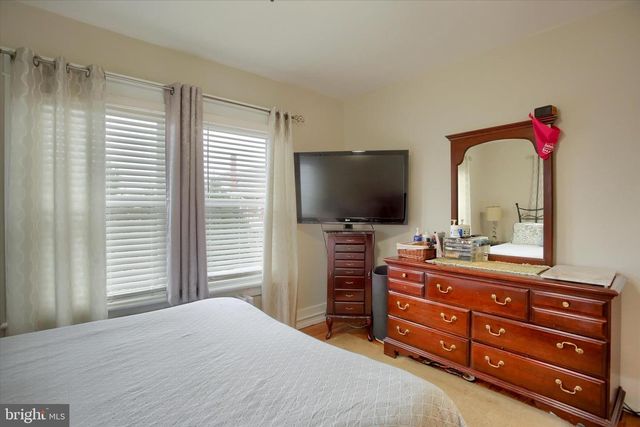 310 W CARACAS AVE, Hershey, PA 17033