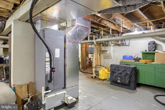 310 W CARACAS AVE, Hershey, PA 17033