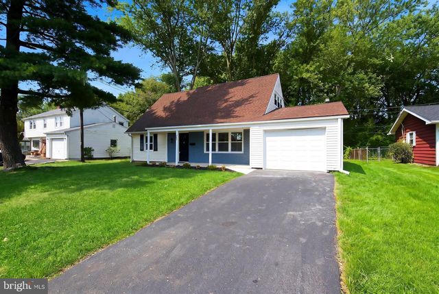 21 GLENVIEW LN, Willingboro, NJ 08046