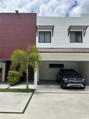 958 NW 10th St 4, Florida City, FL 33034