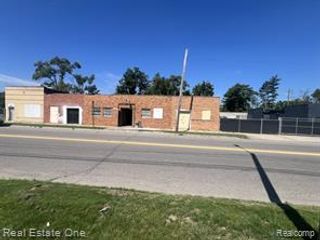 20237-20227 John R Street, Highland Park, MI 48203