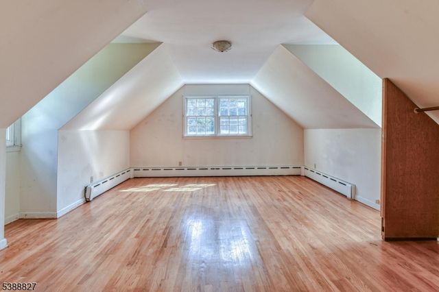 43 Sunlit Dr, Watchung Boro, NJ 07069