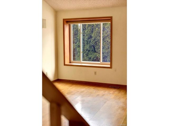 10805 W Alamo Pl, Littleton, CO 80127