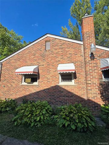 29093 Emerson Street, Inkster, MI 48141