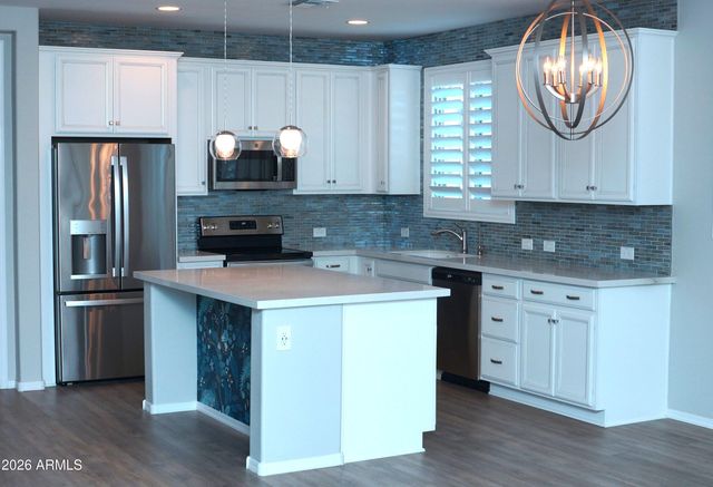 2651 S BALSAM Drive, Gilbert, AZ 85295