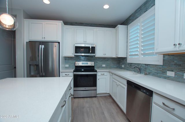 2651 S BALSAM Drive, Gilbert, AZ 85295