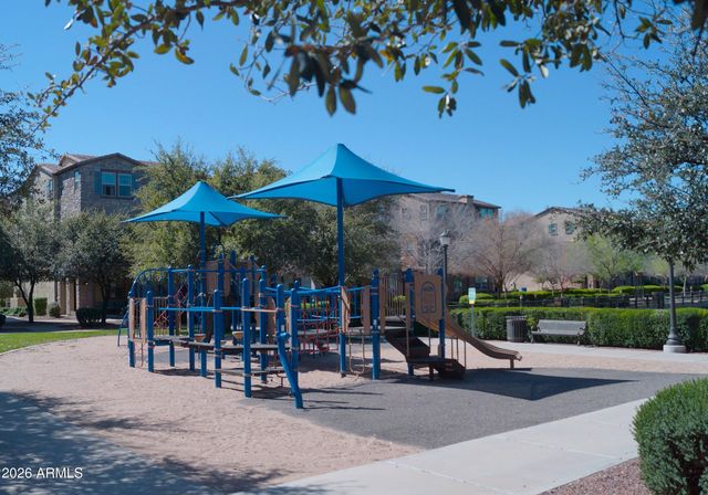 2651 S BALSAM Drive, Gilbert, AZ 85295