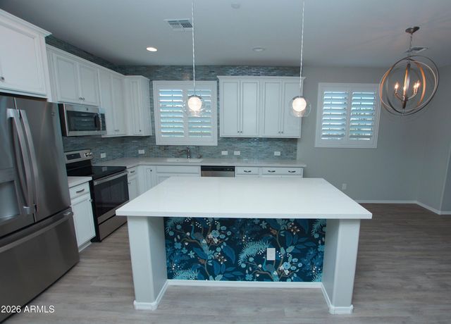 2651 S BALSAM Drive, Gilbert, AZ 85295