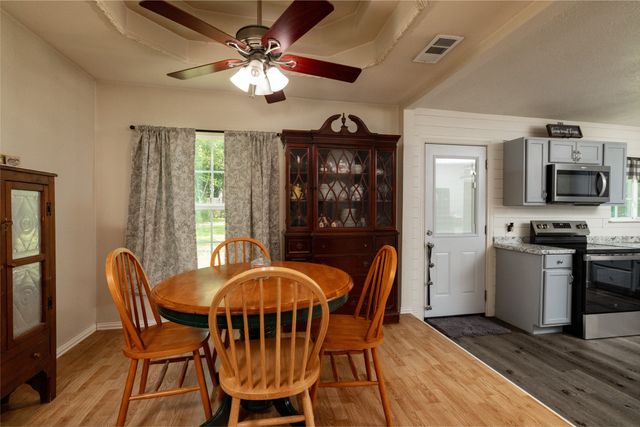 812 Denton Drive, Euless, TX 76039